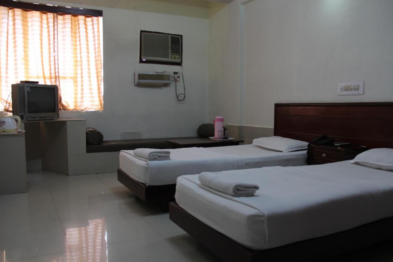 Hotel Vijay Shree Deluxe Patna  Habitación foto